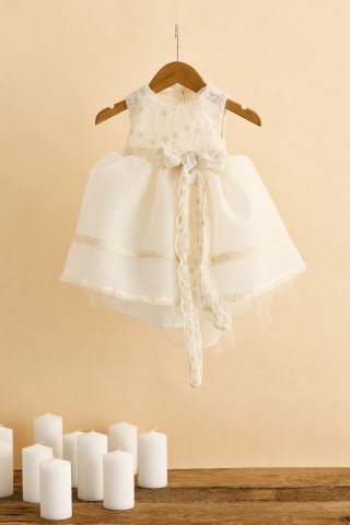 Βαπτιστικό φόρεμα ημιδιάφανη οργάντζα με εκρού δαντέλα με ανάγλυφα λουλουδάκια