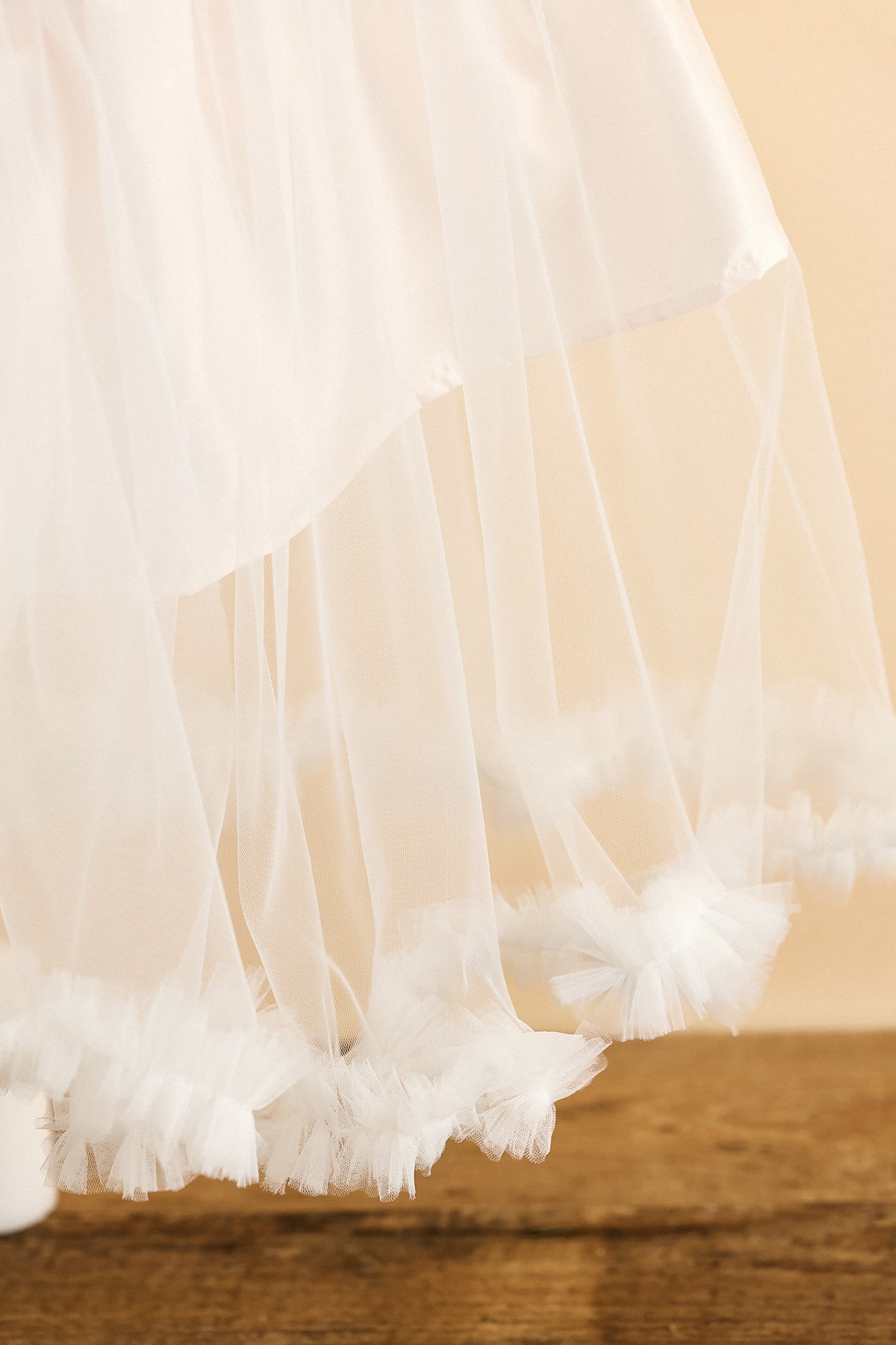 Βαπτιστικό φόρεμα με πούδρα οργάντζα και τούλινη φούστα μακρυά