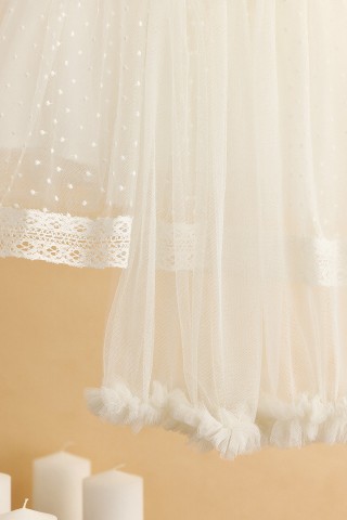 Βαπτιστικό φόρεμα με μισή τούλινη φούστα και πουά τούλι