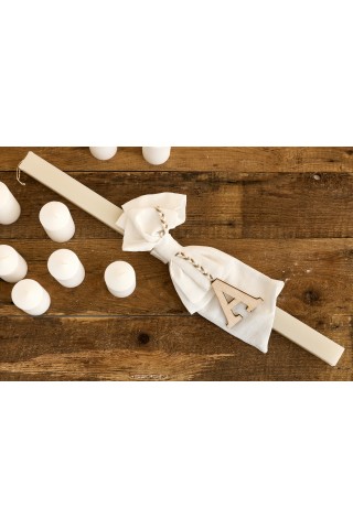 Λαμπάδα βάπτισης πλακέ με λευκό ύφασμα