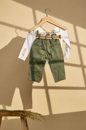 Βαπτιστικό σύνολο με χακί παντελόνι και υπόλευκο γιλέκο