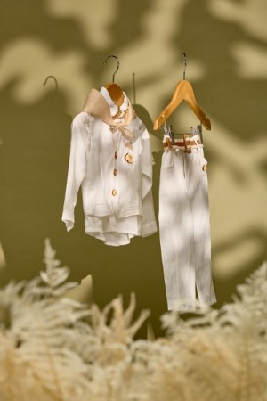 Βαπτιστικό σύνολο ολόλευκο λινό