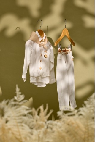 Βαπτιστικό σύνολο ολόλευκο λινό