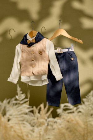 Βαπτιστικό σύνολο με μπλε παντελόνι λινό και πουκάμισο τσαλακωτή υπόλευκη μουσελίνα