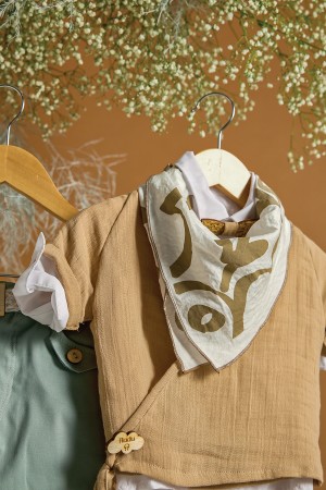 Βαπτιστικό σύνολο αγόρι με κρουαζέ μόκα ζακέτα και μέντα παντελόνι