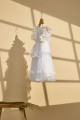 Λευκό βαπτιστικό φόρεμα με δαντέλα μαργαρίτες και φτερά