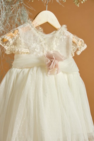 Βαπτιστικό φόρεμα εκρού πουά με διαφανές ντεκολτέ  Βαπτιστικό φόρεμα εκρού πουά με διαφανές ντεκολτέ