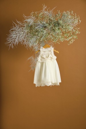 Βαπτιστικό φόρεμα με δαντέλα κουλές