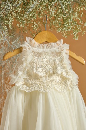 Βαπτιστικό φόρεμα με δαντέλα κουλές